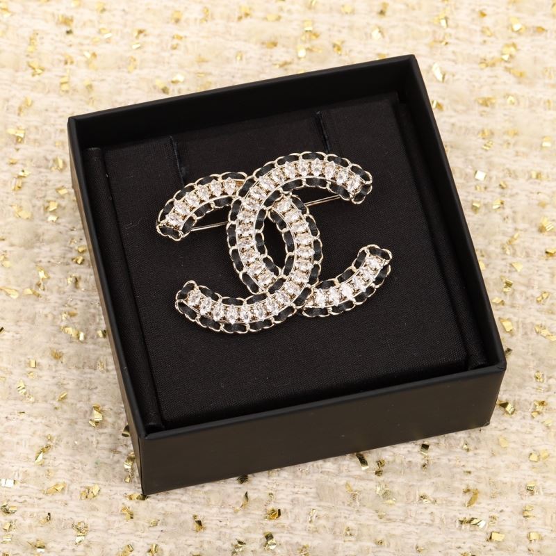 Chanel Brooches - Click Image to Close